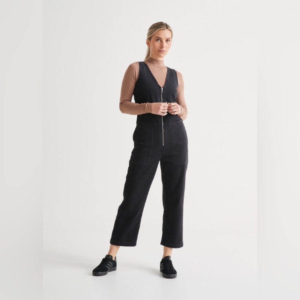 Duer womens large denim jumpsuit NWT